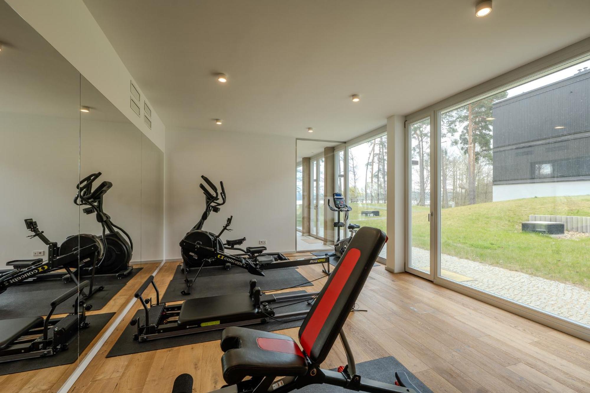 Marina Maisonette Seeblick Mit Pool Und Sauna バート・ザーロー エクステリア 写真