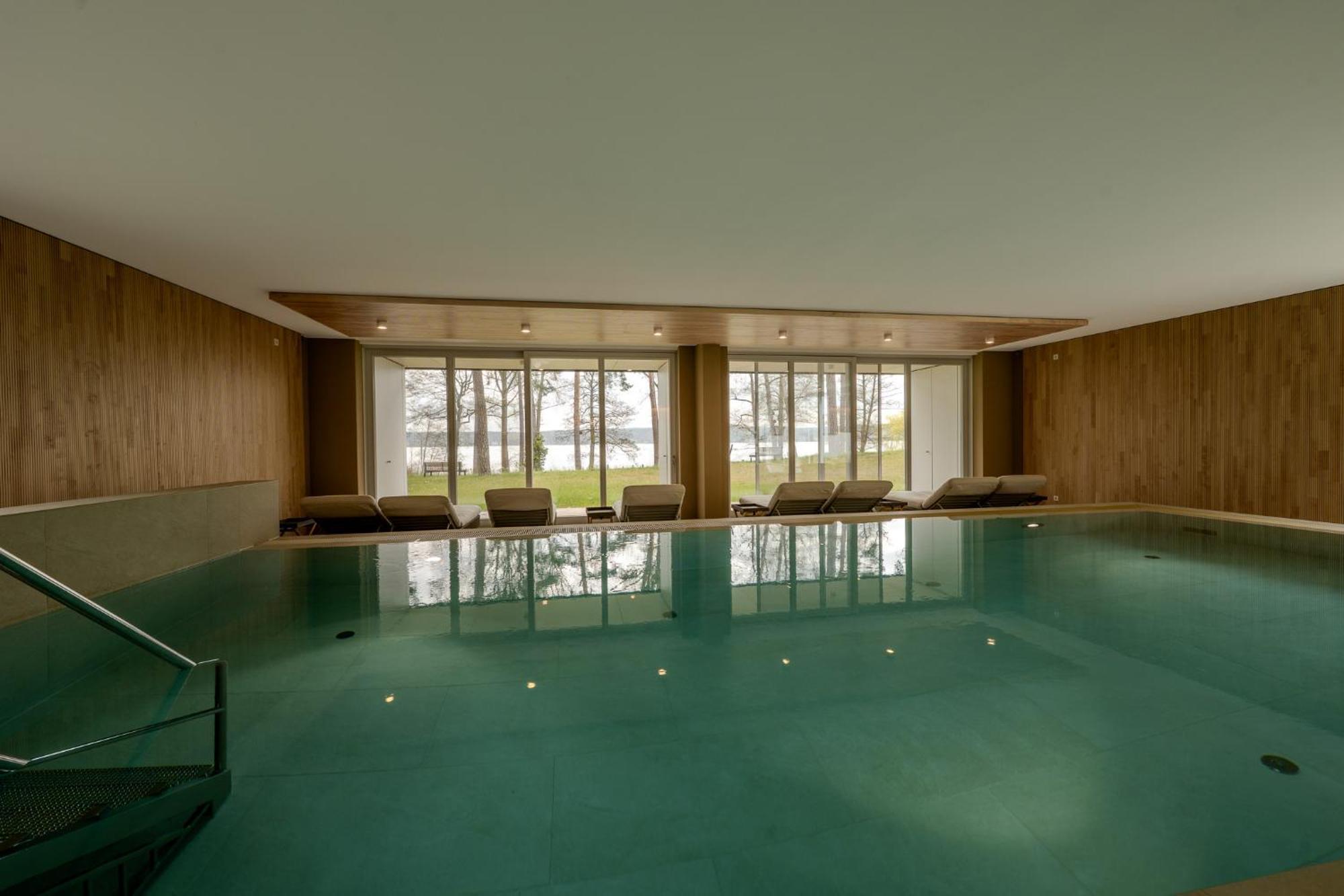 Marina Maisonette Seeblick Mit Pool Und Sauna バート・ザーロー エクステリア 写真